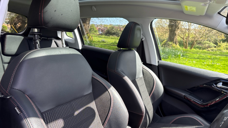 Peugeot 2008 1.2 PureTech 110 GT Line 5dr [6 Speed] Petrol Estate